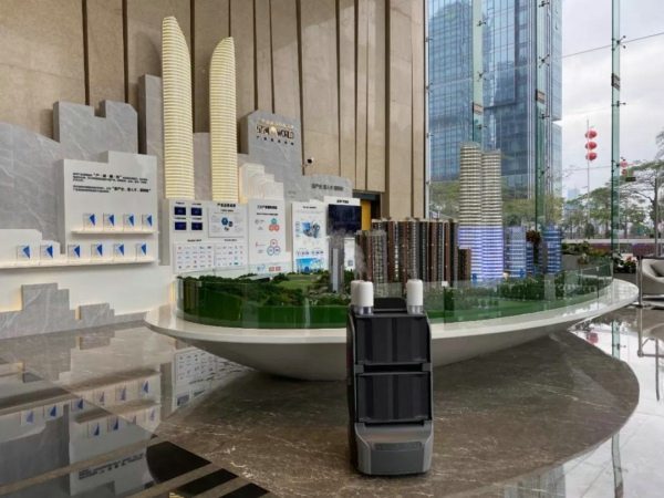 深圳机器人防疫园区落地 科技助力疫情防护(图1)