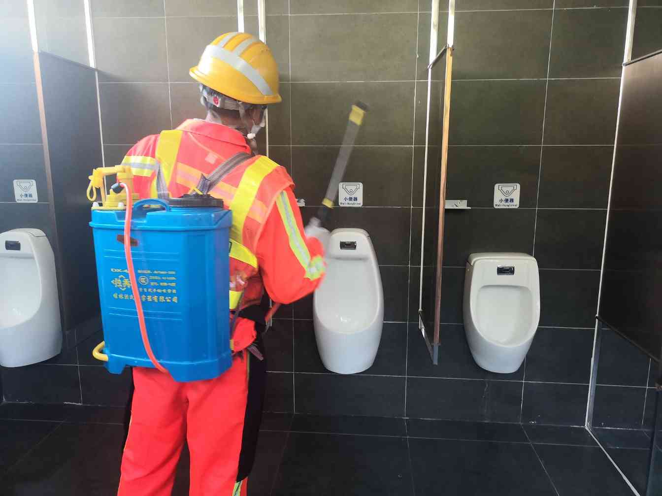 大浪项目公厕保洁(图2)