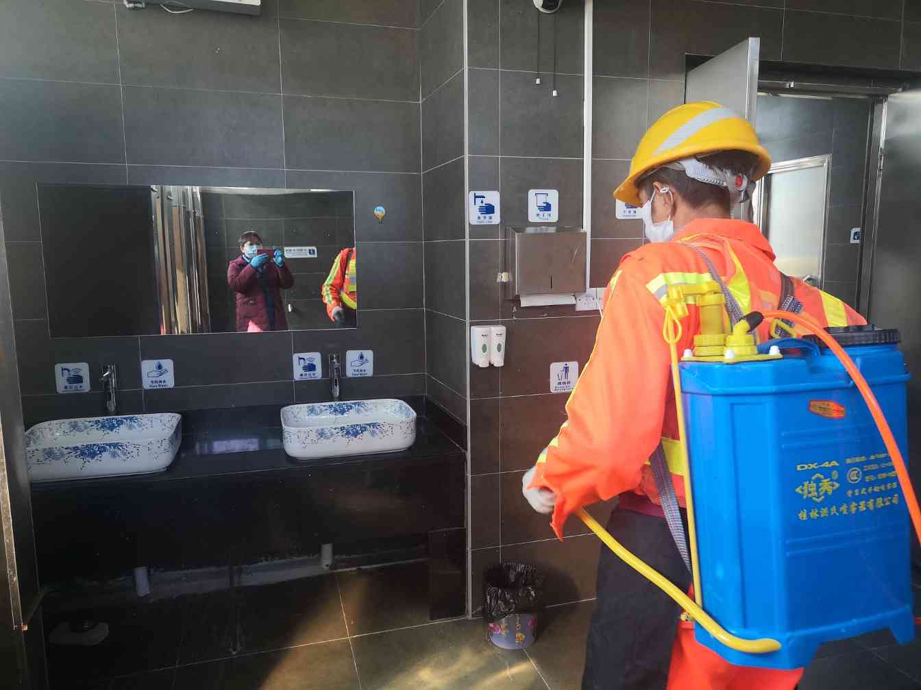 大浪项目公厕保洁(图3)
