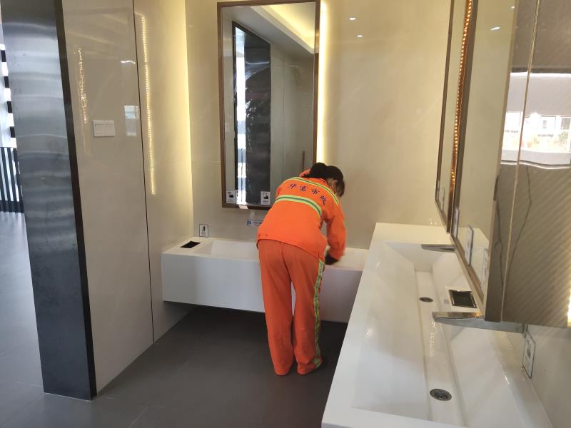 南山项目公厕保洁