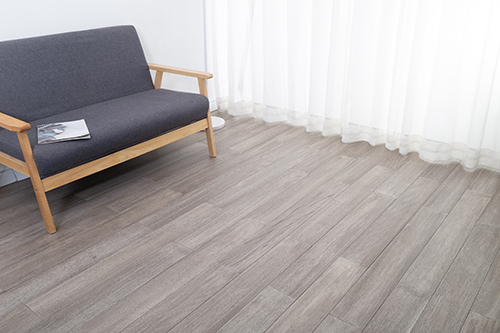 清洁木地板 这些错误方式要避开!(图1) 清洁木地板 这些错误方式要避开!(图1)