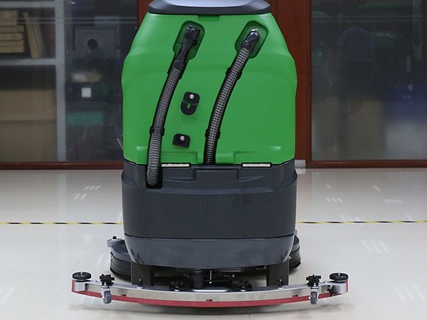 驾驶式洗地机DQX86B大容量清洁设备专业解决方案(图4)