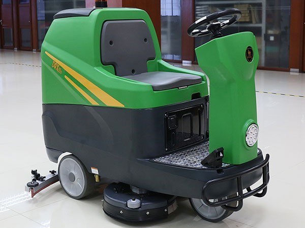驾驶式洗地机DQX86B大容量清洁设备专业解决方案(图2)
